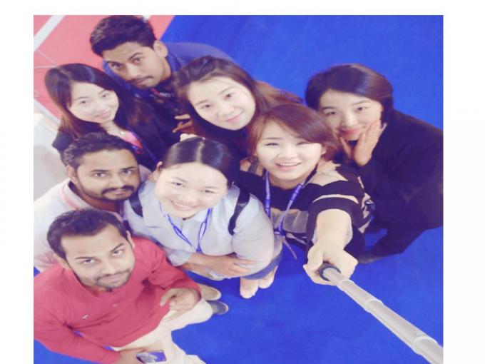 Rodillo de limpieza de limpieza fotovoltaico del agua de la máquina del panel solar del lavado del PDA de la estación seca de Electric Power 7